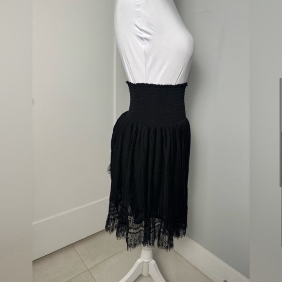 Maje Jaelys Mixed Lace Skirt in Black - Picture 5 of 10